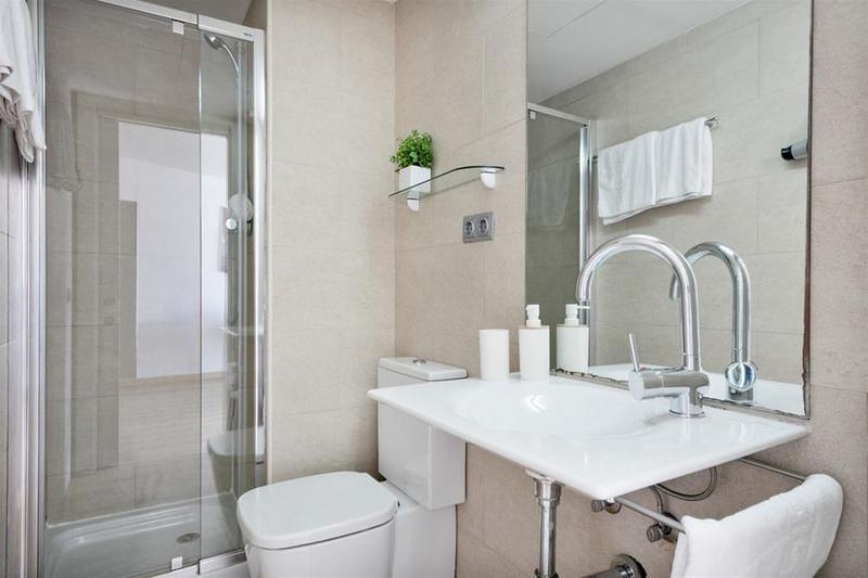 Hotel Ramblas Building - Feel At