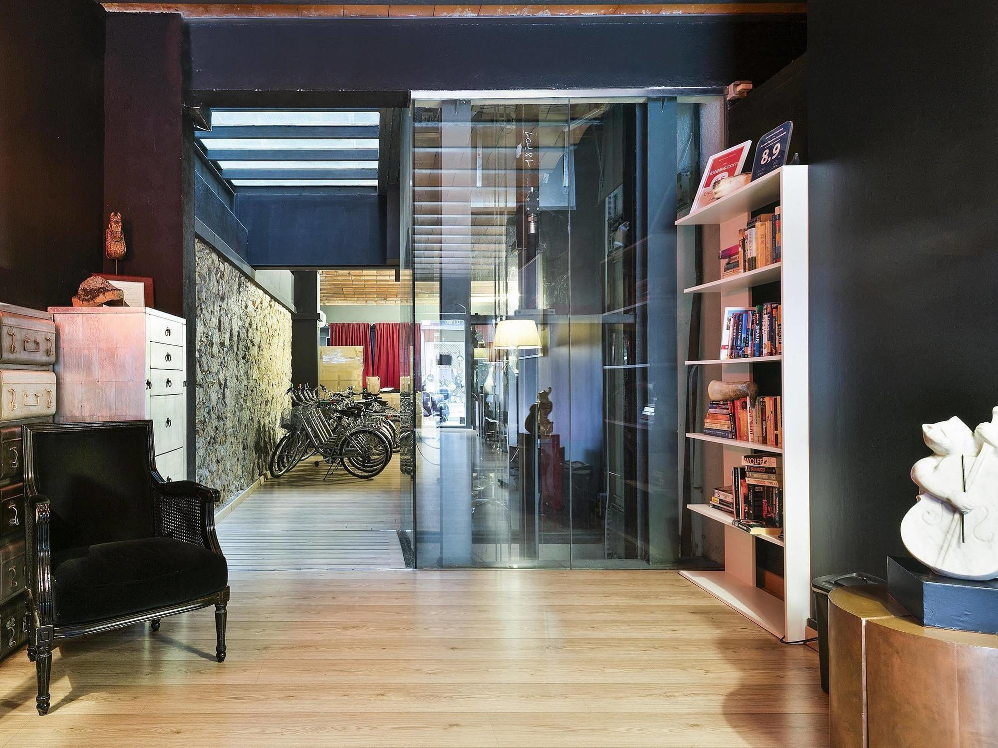 Hotel Ramblas Building - Feel At